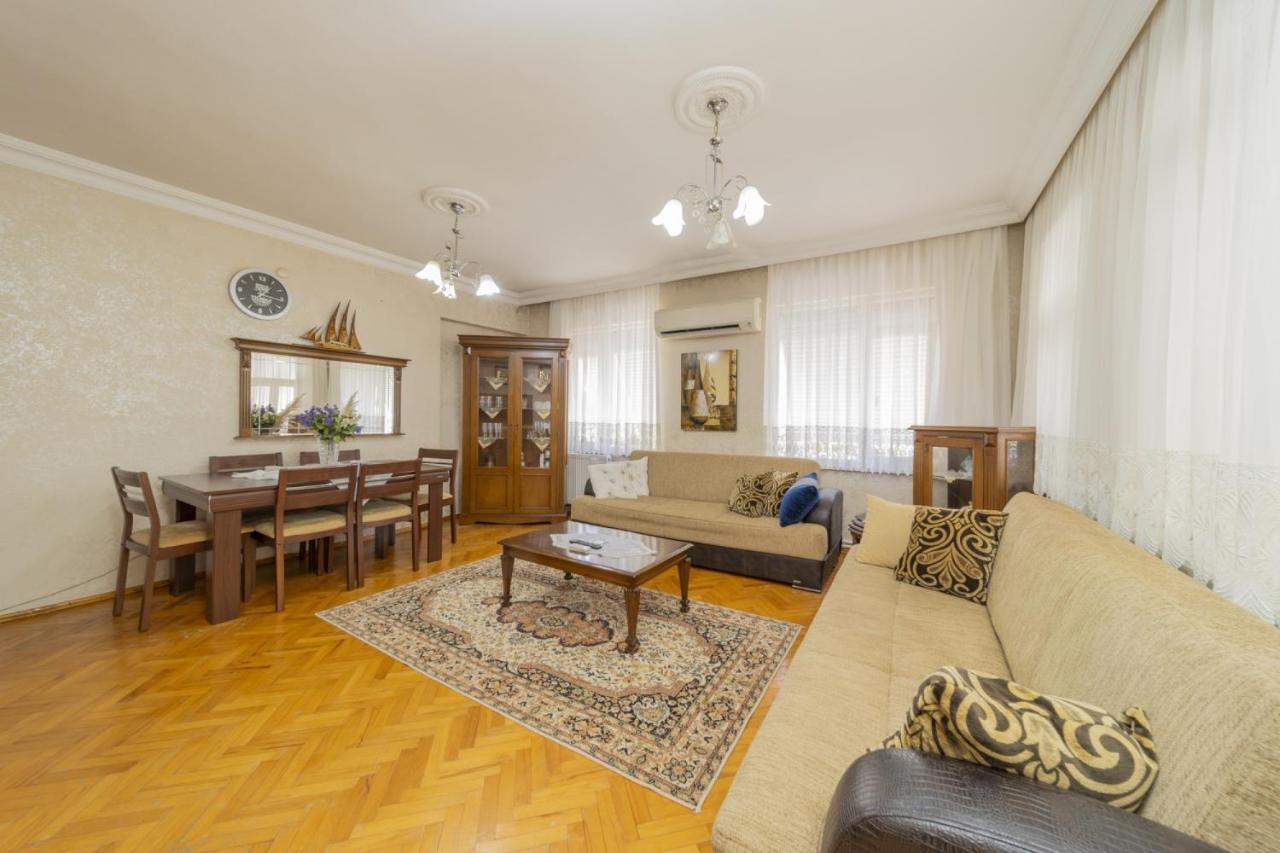 Daire Cozy Flat W Balcony 10 Min To In Antalya