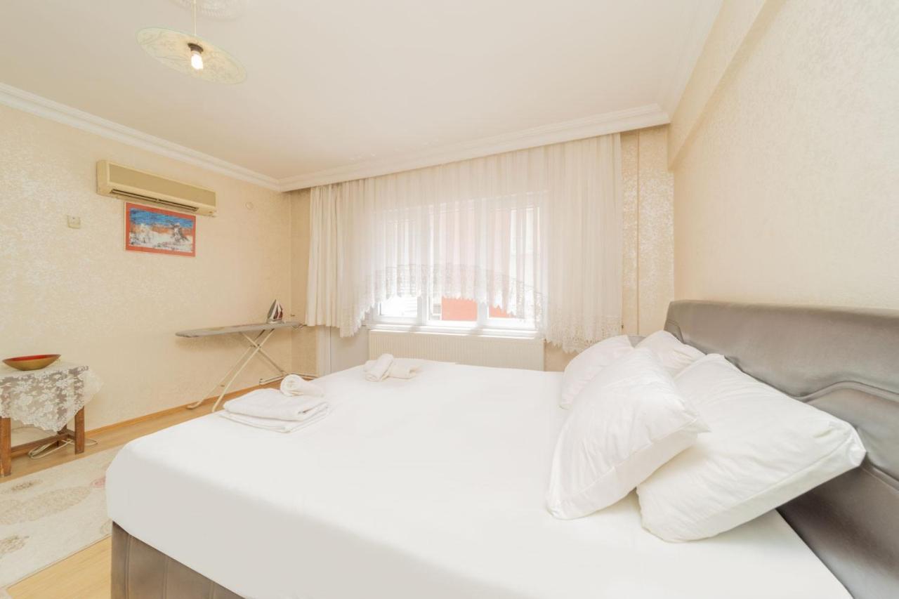 Cozy Flat W Balcony 10 Min To In Daire *