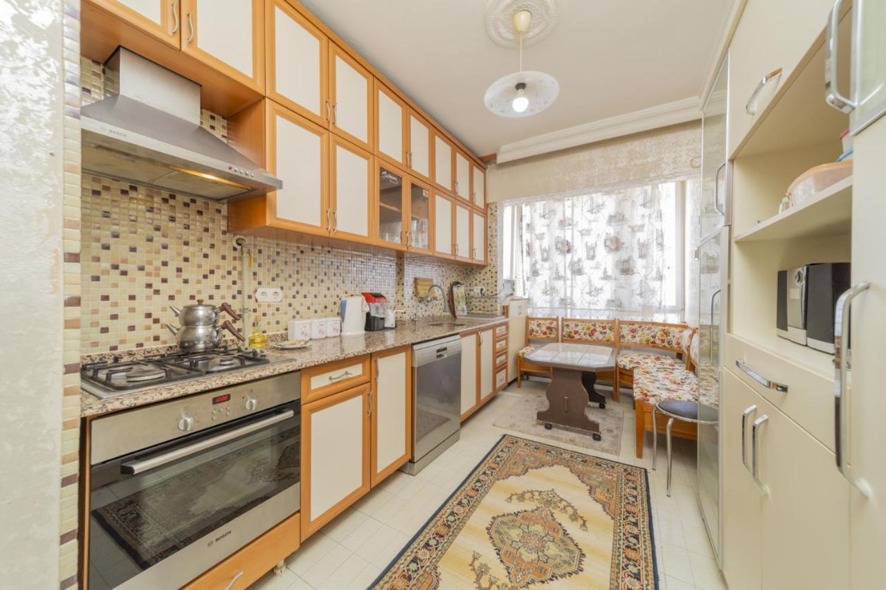 Cozy Flat W Balcony 10 Min To In Daire *